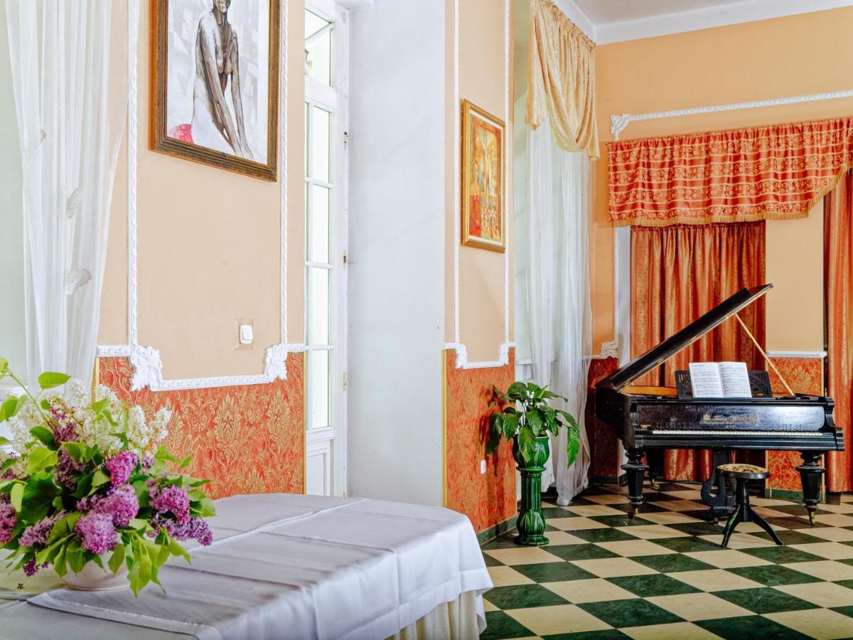 Palac Pensjonat Ptaszynka Gryfice Ngoại thất bức ảnh